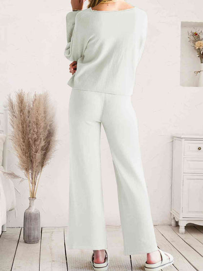 LONG SLEEVE LOUNGE TOP AND DRAWSTRING ROOMY PANTS SET in Multiple Colors